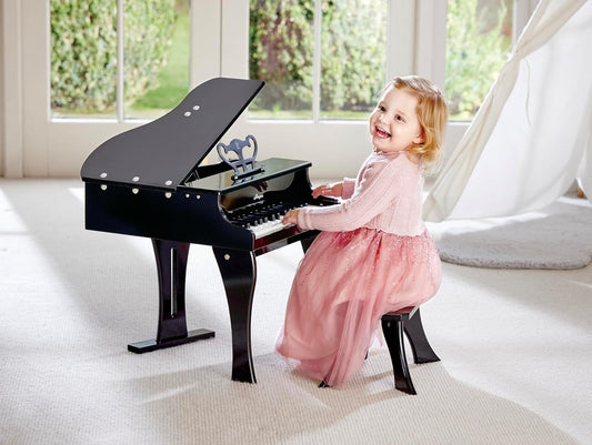 Piano de cola negro HAPE